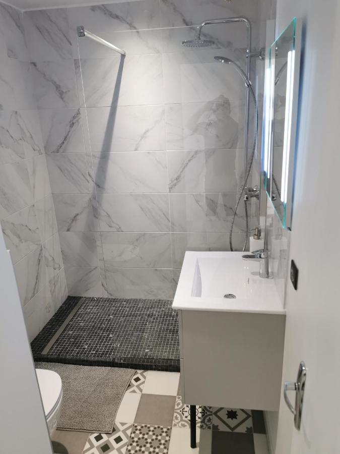 Studio Suquet Balcony 1 Min Beach, 10 Min Palais & Croisette Works Cannes Buitenkant foto